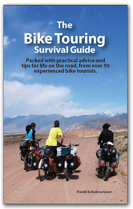 The Bike Touring Survival Gude av Friedel og Andrew Grant