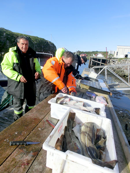 Fisketuristene var godt fornøyd med dagens fangst.