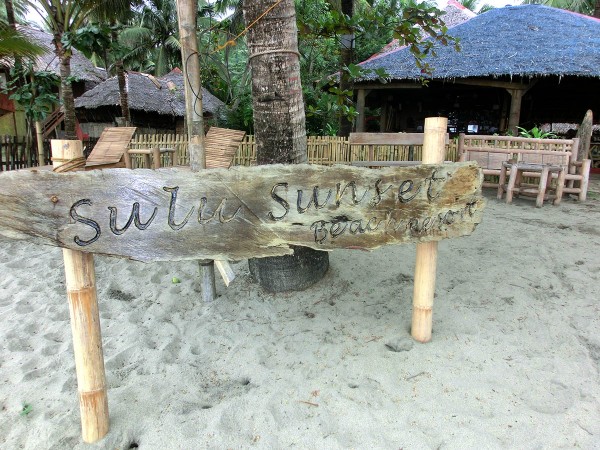 Sulu Sunset Beach Resort - Her skal vi overnatte, spise en sen middag i kveld samt frokost i morgen tidlig