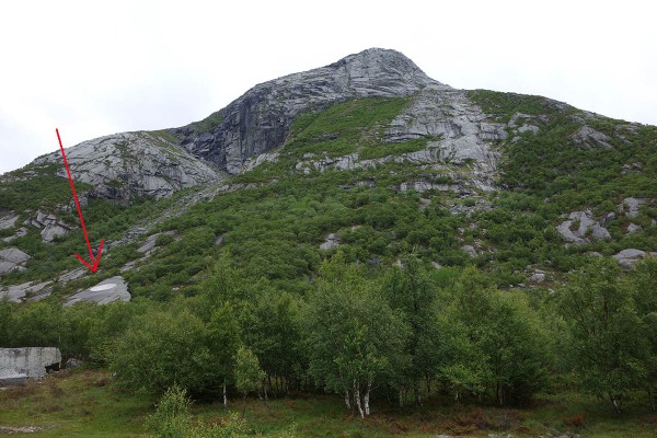 Sirkelen på fjellsiden er en del av ...