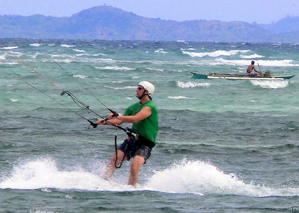 Her kiter jeg på Boracay. Det er en morsom aktivitet med trening som en bivirkning.