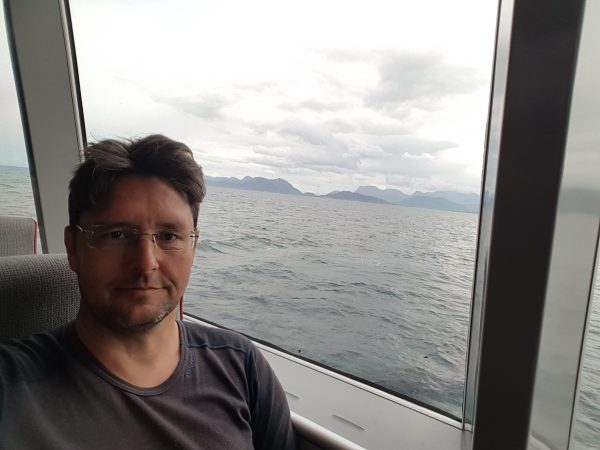 På Hurtigbåten på vei mot Ålesund. 
